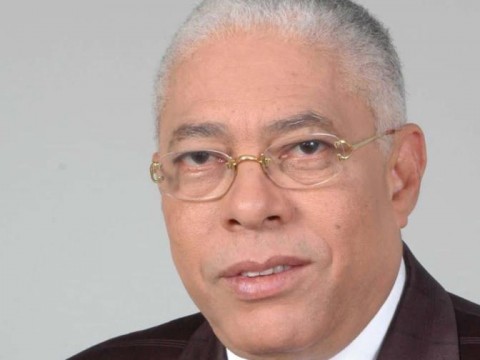 Abinader designa al periodista Juan TH miembro del Consejo Directivo del Indotel