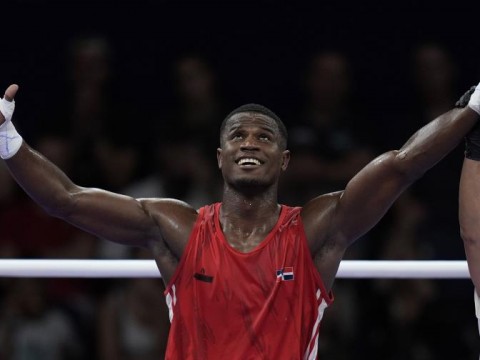 Cristian Pinales gana y asegura bronce al igual que Alc&aacute;ntara en el boxeo de los Juegos Ol&iacute;mpicos