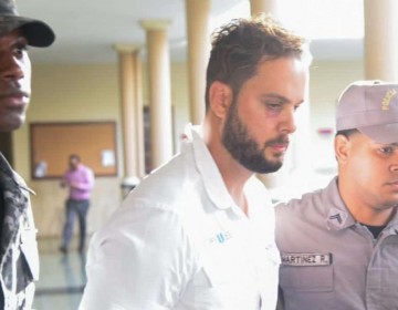 Cubano que golpe&oacute; agente de la Digesett busca su libertad este lunes