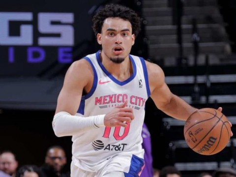 Portland Trail Blazers llaman a la NBA a Justin Minaya, hijo de Omar