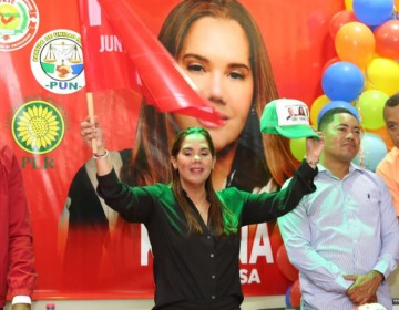 Karina retoma la alcald&iacute;a de Hig&uuml;ey y restablece el cacicazgo de los Aristy