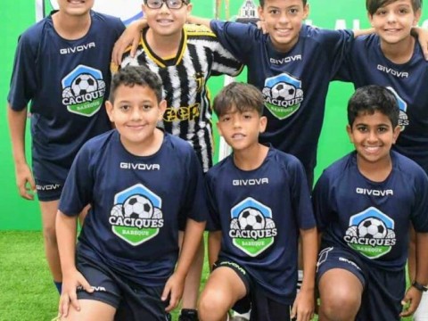 La Copa Rica de f&uacute;tbol colegial reunir&aacute; a 24 colegios en el Barca Academy