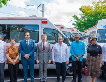 Personal de la DAEH recibir&aacute; un mes de entrenamiento para usar ambulancias donadas por China