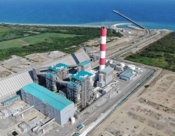 Abinader anuncia que har&aacute; licitaci&oacute;n para el pr&oacute;ximo a&ntilde;o para construir plantas de gas y carb&oacute;n