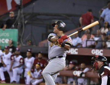 Las &Aacute;guilas se imponen en el Juli&aacute;n Javier a base de jonrones