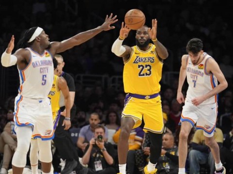 De la mano de D'Angelo Russell, Lakers superan al Thunder, l&iacute;der del Oeste, 116-104