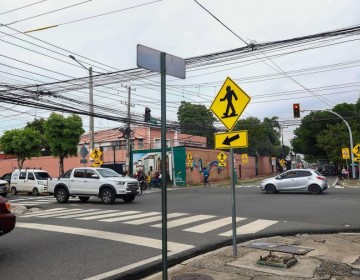 Ciudadanos violan Ley 63-17 al instalar se&ntilde;al&eacute;tica en las v&iacute;as sin autorizaci&oacute;n