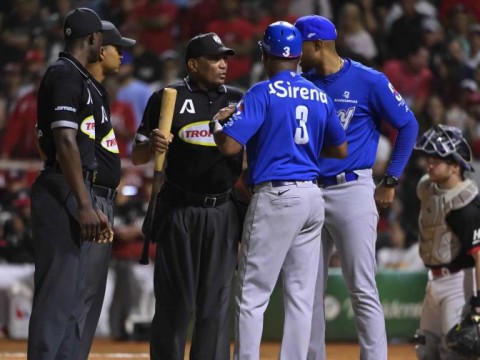 &iquest;Juego limpio o juego sucio? La pol&eacute;mica del bate calienta s&eacute;ptimo partido entre Tigres y Leones