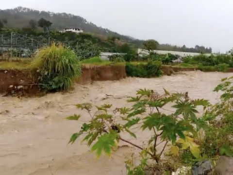 Lluvias desbordan r&iacute;os en la regi&oacute;n Norte