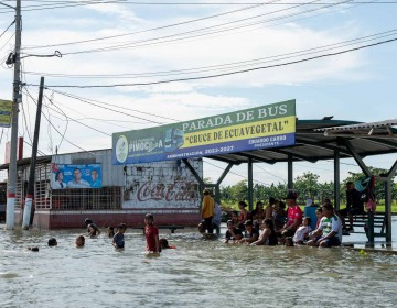 Las lluvias en Ecuador dejan ya 14 fallecidos y cerca de 76 mil afectados