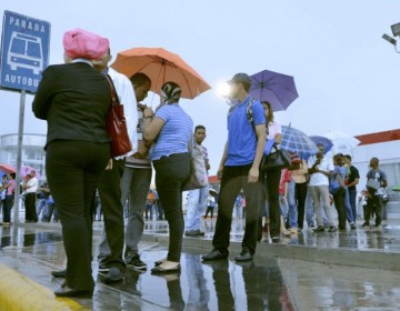 COE coloca a dos provincias en alerta verde por incidencia de una vaguada
