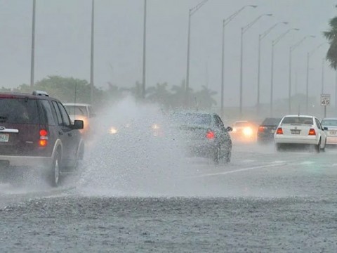 Sistema frontal provocar&aacute; aguaceros y fuertes vientos esta tarde en el norte