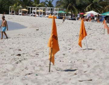 Ministerio de Turismo proh&iacute;be venta ambulante de bebidas alcoh&oacute;licas en las playas en Semana Santa