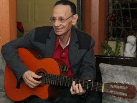 Luis Segura tendr&aacute; un programa de radio