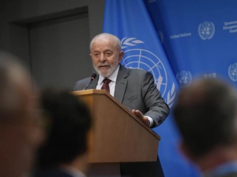 Lula cancela viaje a cumbre BRICS tras accidente dom&eacute;stico
