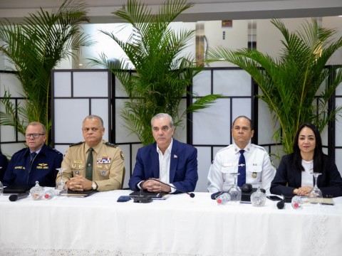 Presidente Abinader encabeza reuni&oacute;n de seguimiento al Plan de Seguridad Ciudadana