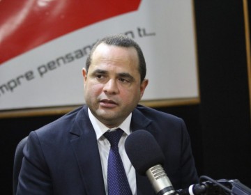 Manuel Crespo advierte &ldquo;acci&oacute;n irregular&rdquo; de JCE en equipos pudiera hacer colapsar elecciones 2024