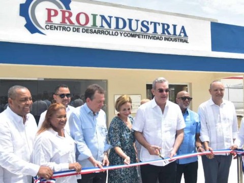 Abinader afirma que este a&ntilde;o se lograr&aacute; recibir 10 millones de turistas