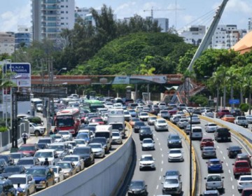 M&aacute;s del 50% de los veh&iacute;culos no han renovado el marbete, seg&uacute;n la DGII