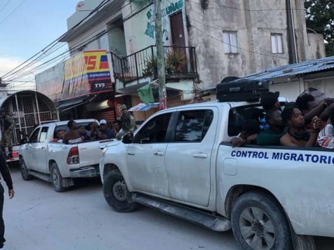 M&aacute;s de 300 haitianos regresar&aacute;n voluntariamente a su pa&iacute;s tras desalojo en Mata Mosquito