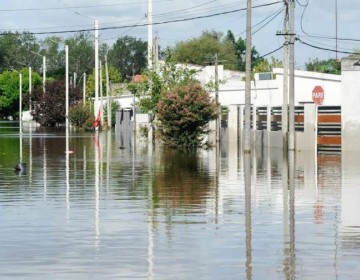 M&aacute;s de 6,000 personas desplazadas por las inundaciones en Uruguay