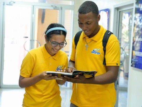 Formaci&oacute;n t&eacute;cnica en 2024 super&oacute; los 700 mil participantes