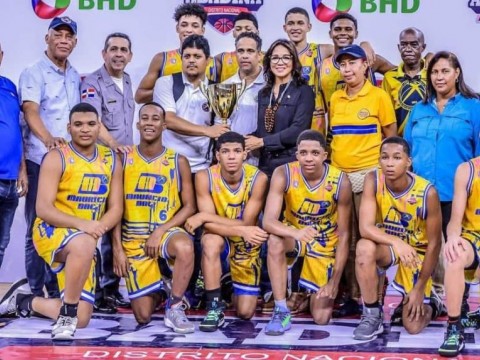 Club Mauricio B&aacute;ez campe&oacute;n torneo basket U-16 del Distrito Nacional