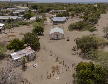Medio Ambiente ordena desalojo de personas que ocupen Dunas de Ban&iacute; y paraliza trabajos agr&iacute;colas