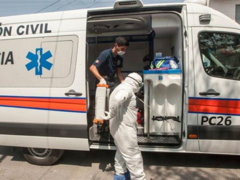 Ciudad de M&eacute;xico a&ntilde;ade t&eacute; medicinal a kit para atender a enfermos de COVID-19