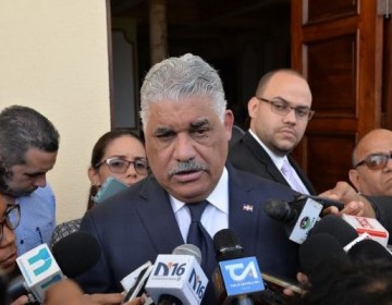 Familia del Canciller Vargas Maldonado a la espera de los resultados de COVIH-19 a su hijo