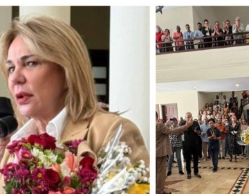 Milagros Germ&aacute;n se emociona hasta las l&aacute;grimas por la emotiva despedida de empleados de Cultura