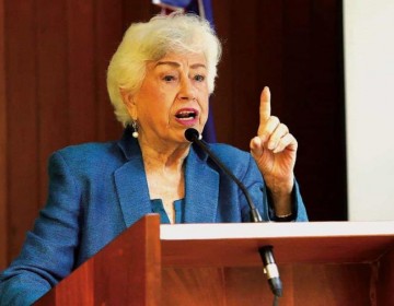 A Milagros Ortiz Bosch le preocupan las declaraciones de diputado sobre cobros a empleados p&uacute;blicos