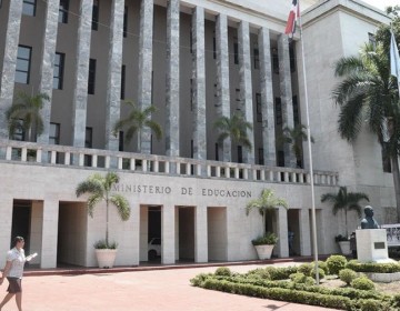 Tres a&ntilde;os en la justicia y el Minerd desiste de buscar anular resoluci&oacute;n de Compras y Contrataciones
