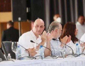 Ministro de Econom&iacute;a dice en el pa&iacute;s hay un discurso de odio y rechazo contra los migrantes