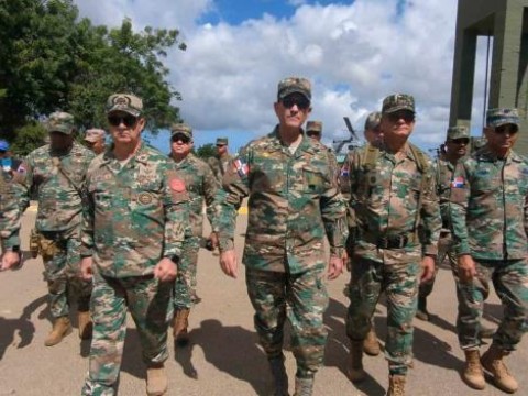 Ministro de Defensa garantiza seguridad en la frontera ante conflictos en Hait&iacute;