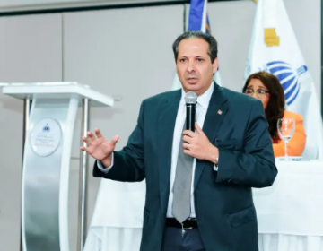 Ministro dice el dengue es un tema pa&iacute;s y llama a empoderar a la comunidad