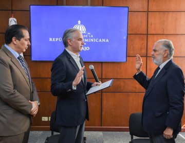 Luis Miguel De Camps juramenta superintendente de Salud y Riesgos Laborales
