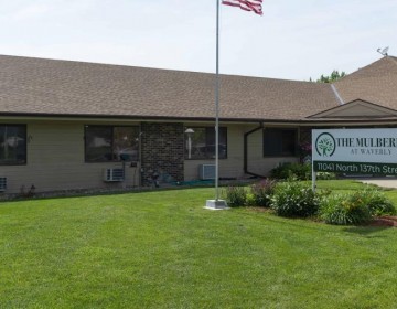 Funeraria en Nebraska descubre que mujer segu&iacute;a viva horas despu&eacute;s de ser declarada muerta