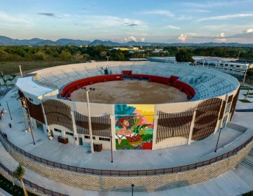 Presidente Abinader deja inaugurada la Plaza Multiuso Seibana para impulsar el turismo, la cultura y el desarrollo productivo de El Seibo