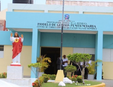 Instalan 214 cabinas telef&oacute;nicas y herramientas tecnol&oacute;gicas en centros penitenciarios de RD
