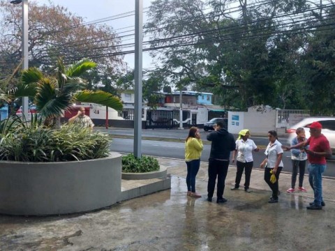 Desde El&iacute;as Pi&ntilde;a hasta Saman&aacute;, dominicanos reportaron haber sentido el temblor
