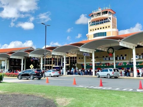 Neblina afecta aterrizaje de una aeronave en aeropuerto del Cibao