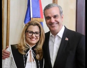 Abinader designa a Michelle Coh&eacute;n como embajadora en servicio interno de la Canciller&iacute;a