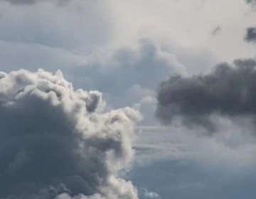 Inicio de semana con nubes dispersas y temperaturas calurosas