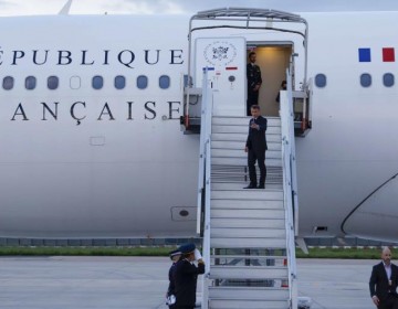 El presidente franc&eacute;s vuela a Nueva Caledonia, sacudida por los disturbios