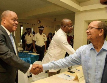 Reuni&oacute;n con Abinader entre causas de ca&iacute;da del gobierno haitiano