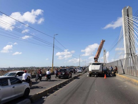 Reparaci&oacute;n en el Puente de la 17 caus&oacute; largos tapotamientos