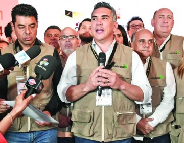 Observadores internacionales elogian votaci&oacute;n