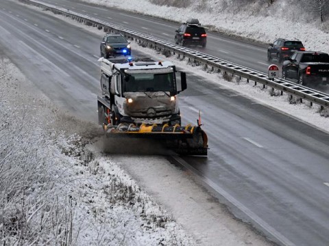 Una ola de fr&iacute;o azota Europa y deja cinco muertos por nevada en Francia