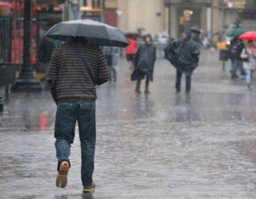 Aguaceros aislados y mucho calor, es el pron&oacute;stico para este lunes